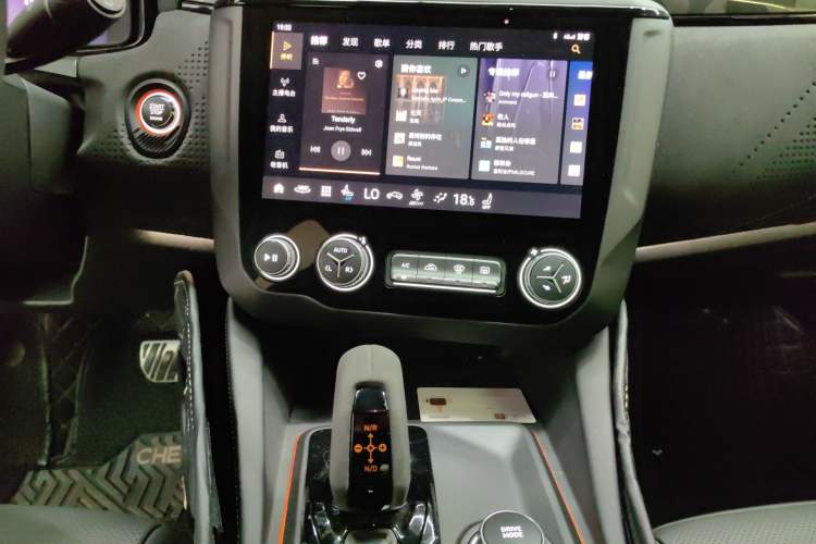 Used Lynk & Co 02 Hatchback 2021 2.0TD Halo Audio And AC Panel
