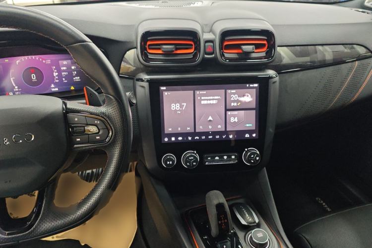 Used Lynk & Co 02 Hatchback 2021 2.0TD Halo Driving Control Kit Edition Center Console