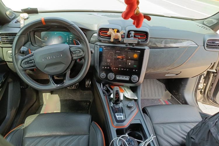 Used Lynk & Co 02 Hatchback 2021 2.0TD Halo Center Console