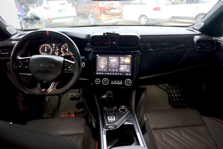 Used Lynk & Co 02 Hatchback 2021 2.0TD Halo Driving Control Kit Edition Center Console