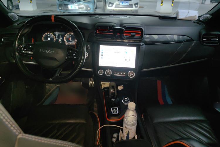 Used Lynk & Co 02 Hatchback 2021 2.0TD Halo Driving Control Kit Edition Center Console