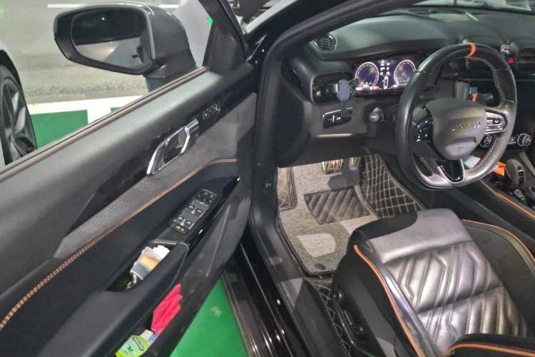 Used Lynk & Co 02 Hatchback 2021 2.0TD Halo Driver Seat