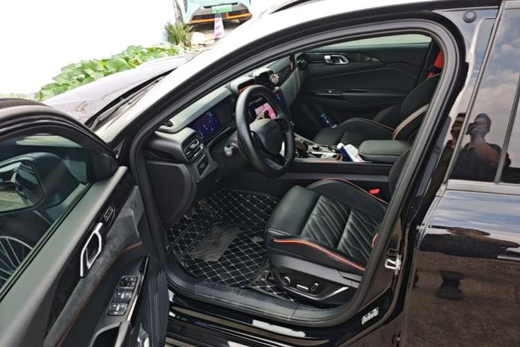 Used Lynk & Co 02 Hatchback 2021 2.0TD Halo Driver Seat