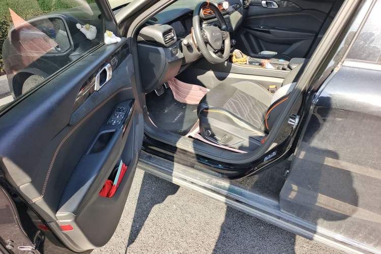 Used Lynk & Co 02 Hatchback 2021 2.0TD Halo Driver Seat