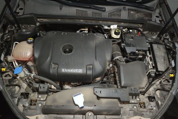 Used Lynk & Co 02 Hatchback 2021 2.0TD Halo Engine Bay