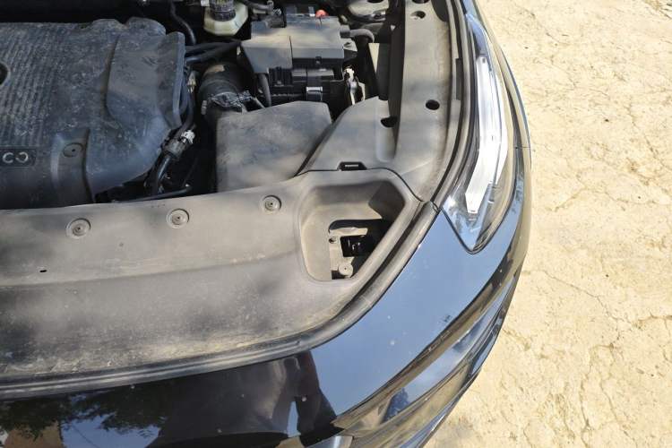 Used Lynk & Co 02 Hatchback 2021 2.0TD Halo Engine Bay Left