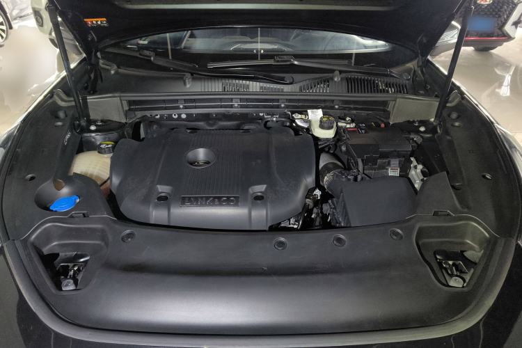Used Lynk & Co 02 Hatchback 2021 2.0TD Halo Engine Bay
