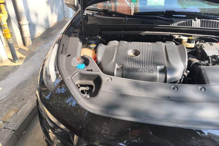Used Lynk & Co 02 Hatchback 2021 2.0TD Halo Engine Bay Right