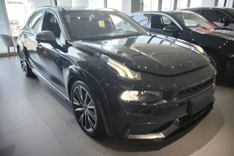 Used Lynk & Co 02 Hatchback 2021 2.0TD Halo Front Right 45 Deg