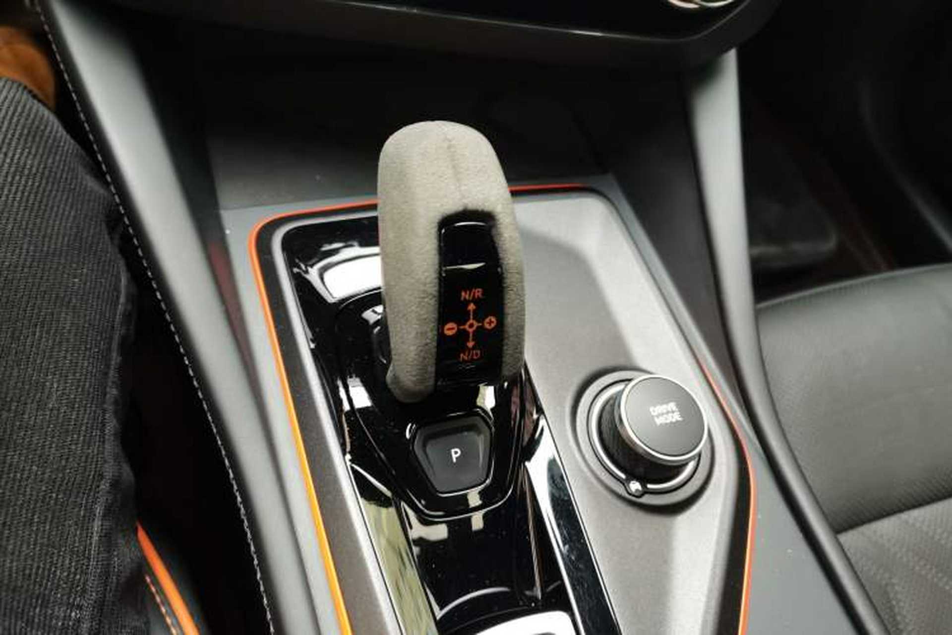 Used Lynk & Co 02 Hatchback 2021 2.0TD Halo Gear Lever