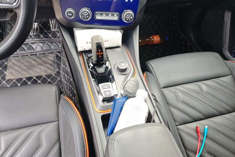 Used Lynk & Co 02 Hatchback 2021 2.0TD Halo Gear Lever