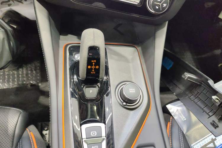 Used Lynk & Co 02 Hatchback 2021 2.0TD Halo Gear Lever
