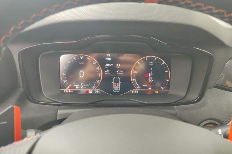 Used Lynk & Co 02 Hatchback 2021 2.0TD Halo Driving Control Kit Edition Instrument Cluster