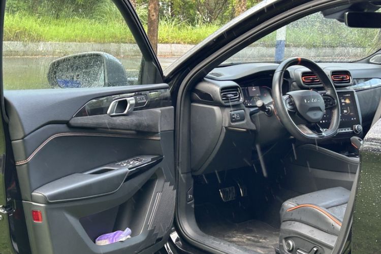 Used Lynk & Co 02 Hatchback 2021 2.0TD Halo Interior 1