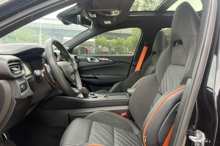Used Lynk & Co 02 Hatchback 2021 2.0TD Halo Interior 3