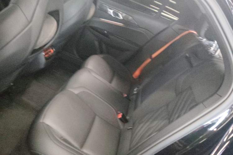 Used Lynk & Co 02 Hatchback 2021 2.0TD Halo Interior 4