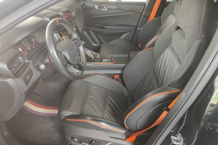 Used Lynk & Co 02 Hatchback 2021 2.0TD Halo Driving Control Kit Edition Left Front Seat