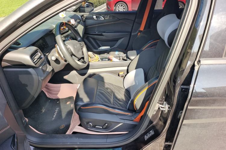 Used Lynk & Co 02 Hatchback 2021 2.0TD Halo Left Front Seat