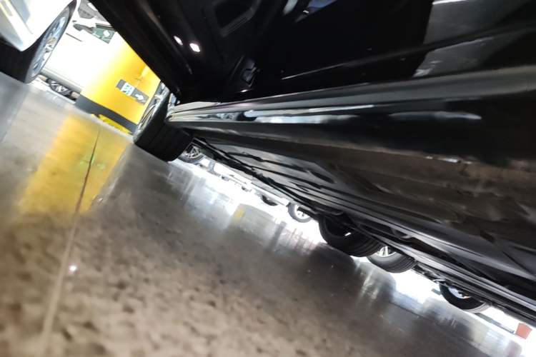 Used Lynk & Co 02 Hatchback 2021 2.0TD Halo Left Side Sill