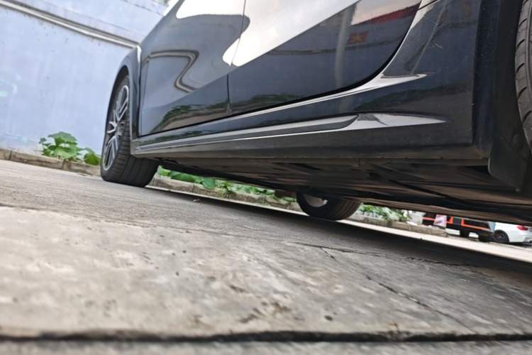 Used Lynk & Co 02 Hatchback 2021 2.0TD Halo Left Side Sill