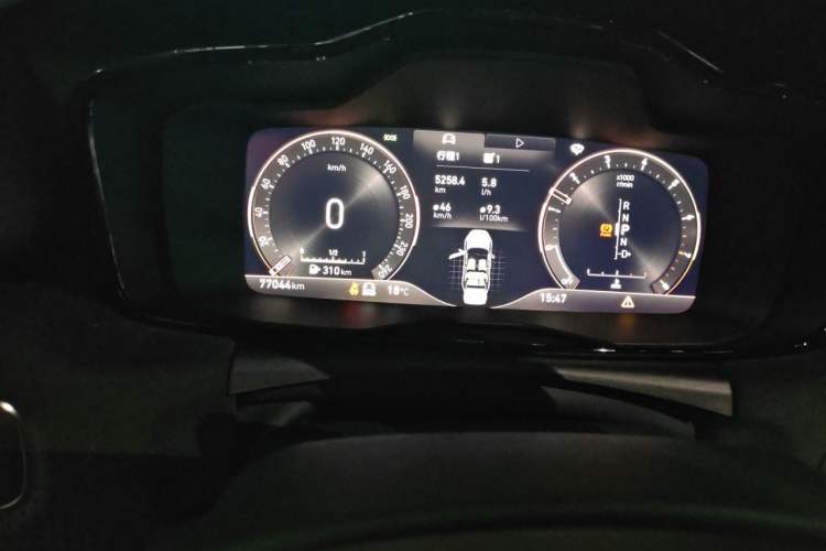 Used Lynk & Co 02 Hatchback 2021 2.0TD Halo Odometer Close Up