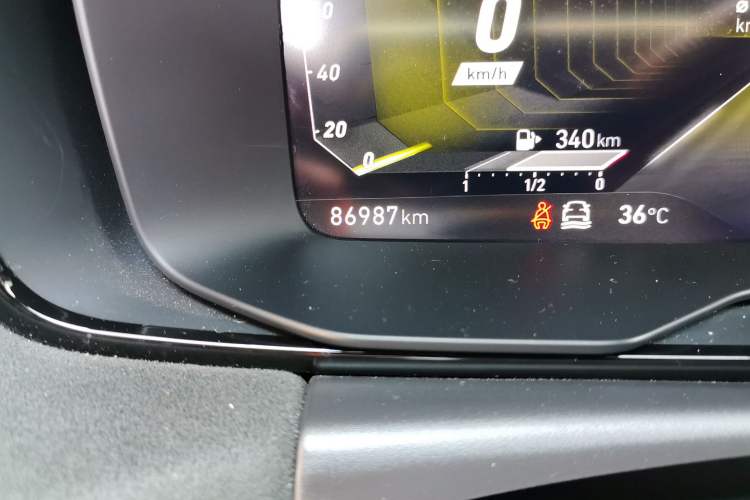 Used Lynk & Co 02 Hatchback 2021 2.0TD Halo Driving Control Kit Edition Odometer Close Up
