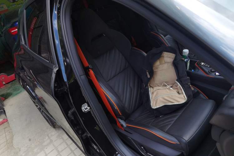 Used Lynk & Co 02 Hatchback 2021 2.0TD Halo Right Front Seat