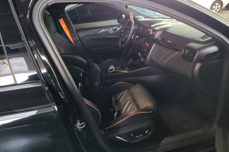 Used Lynk & Co 02 Hatchback 2021 2.0TD Halo Right Front Seat