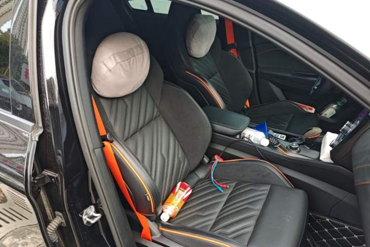 Used Lynk & Co 02 Hatchback 2021 2.0TD Halo Right Front Seat