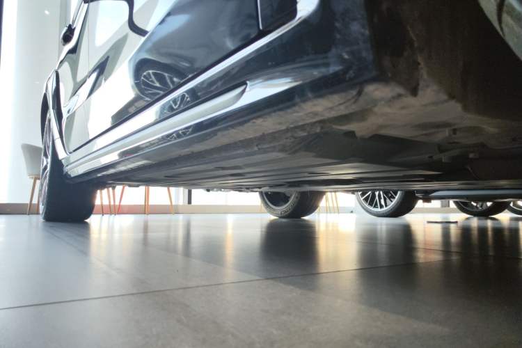 Used Lynk & Co 02 Hatchback 2021 2.0TD Halo Right Side Sill