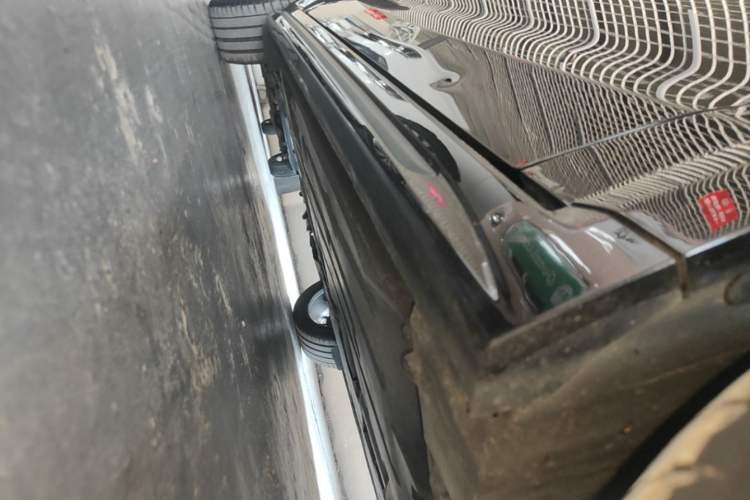 Used Lynk & Co 02 Hatchback 2021 2.0TD Halo Driving Control Kit Edition Right Side Sill