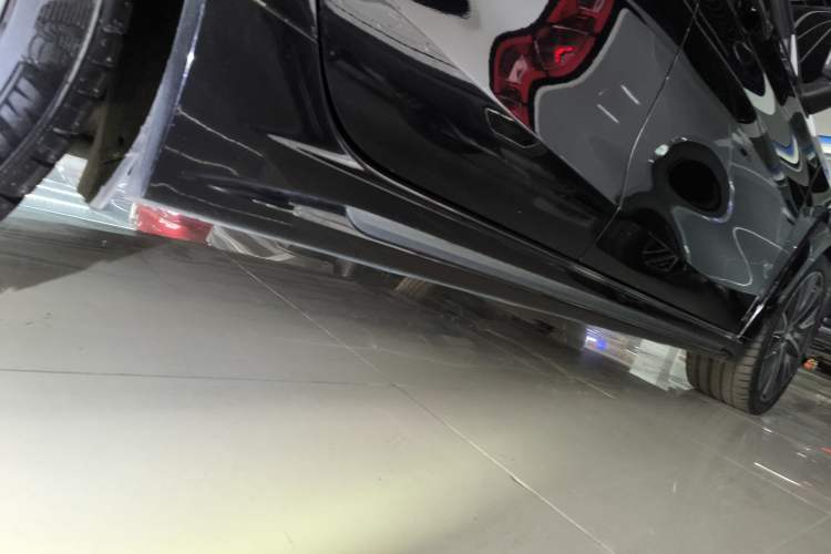 Used Lynk & Co 02 Hatchback 2021 2.0TD Halo Right Side Sill