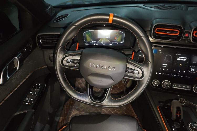Used Lynk & Co 02 Hatchback 2021 2.0TD Halo Steering Wheel