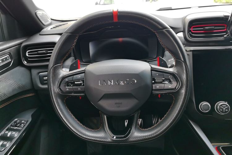 Used Lynk & Co 02 Hatchback 2021 2.0TD Halo Driving Control Kit Edition Steering Wheel