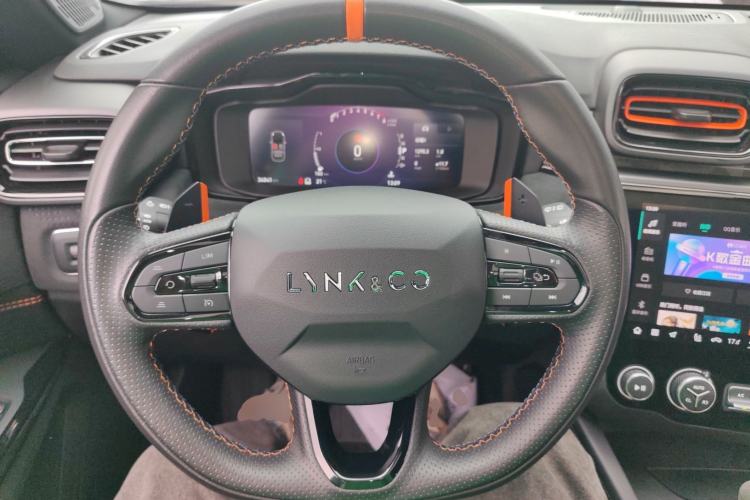 Used Lynk & Co 02 Hatchback 2021 2.0TD Halo Steering Wheel