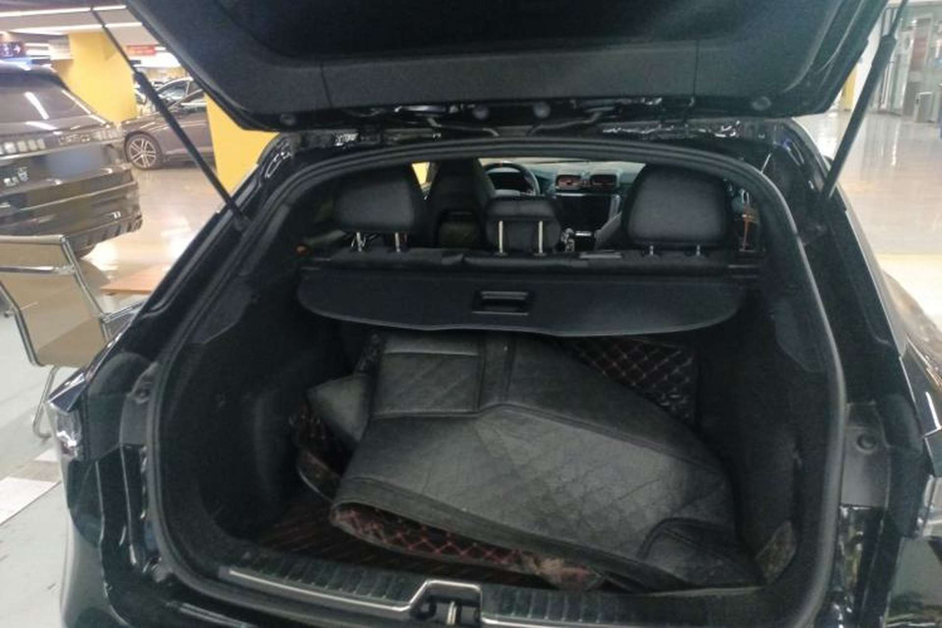 Used Lynk & Co 02 Hatchback 2021 2.0TD Halo Trunk
