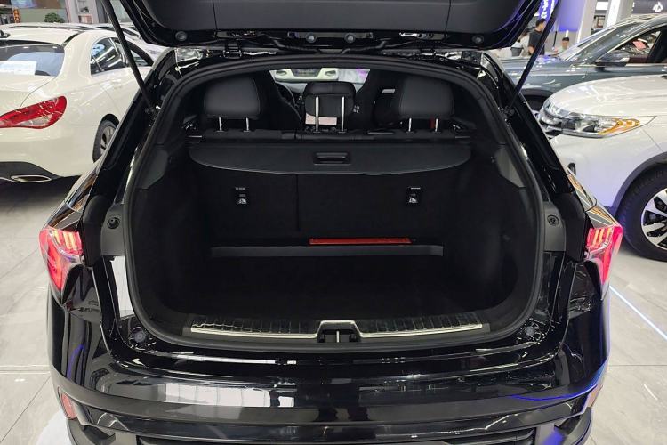 Used Lynk & Co 02 Hatchback 2021 2.0TD Halo Trunk