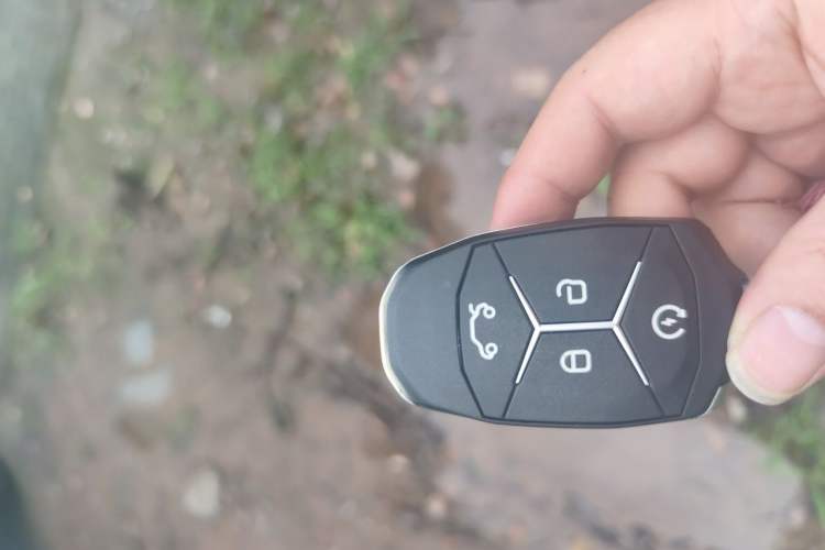Used Lynk & Co 02 Hatchback 2021 2.0TD Halo Driving Control Kit Edition Vehicle Key
