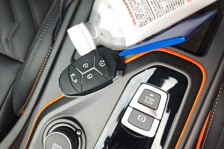 Used Lynk & Co 02 Hatchback 2021 2.0TD Halo Vehicle Key
