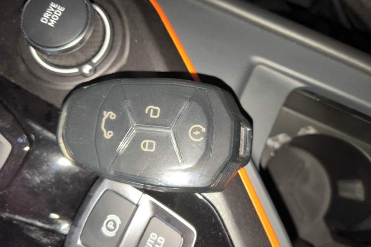 Used Lynk & Co 02 Hatchback 2021 2.0TD Halo Vehicle Key
