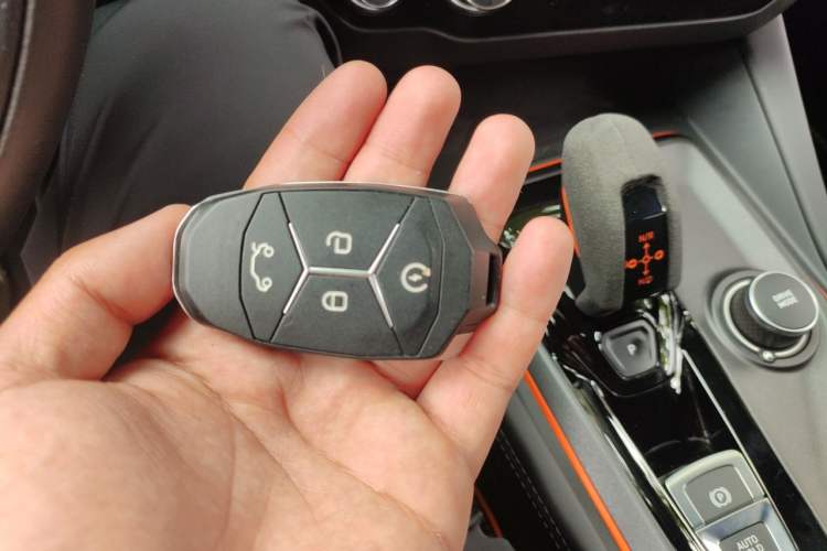 Used Lynk & Co 02 Hatchback 2021 2.0TD Halo Driving Control Kit Edition Vehicle Key
