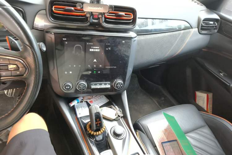 Used Lynk & Co 02 Hatchback 2021 2.0TD Halo Driving Control Kit Edition Audio And AC Panel
