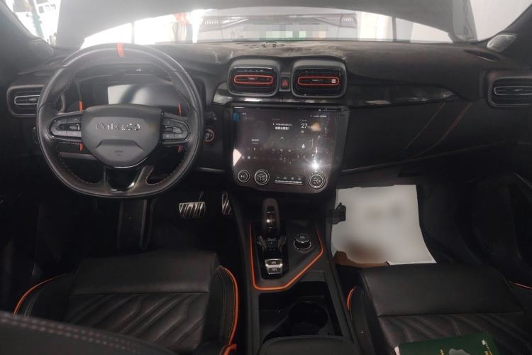 Used Lynk & Co 02 Hatchback 2021 2.0TD Halo Center Console