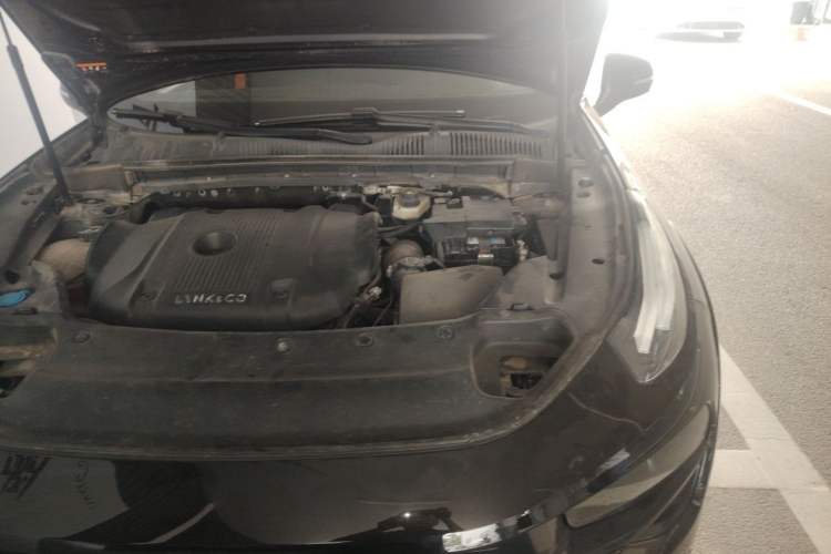 Used Lynk & Co 02 Hatchback 2021 2.0TD Halo Engine Bay Left