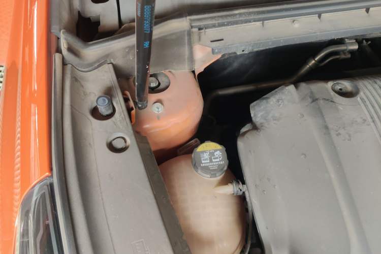 Used Lynk & Co 02 Hatchback 2021 2.0TD Halo Engine Bay Right