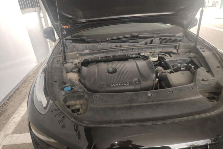 Used Lynk & Co 02 Hatchback 2021 2.0TD Halo Engine Bay Right