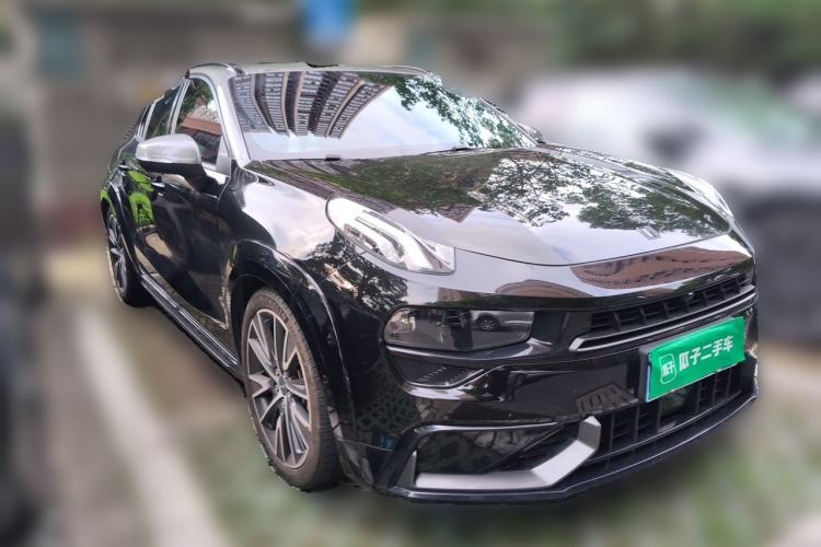 Used Lynk & Co 02 Hatchback 2021 2.0TD Halo Front Right 45 Deg