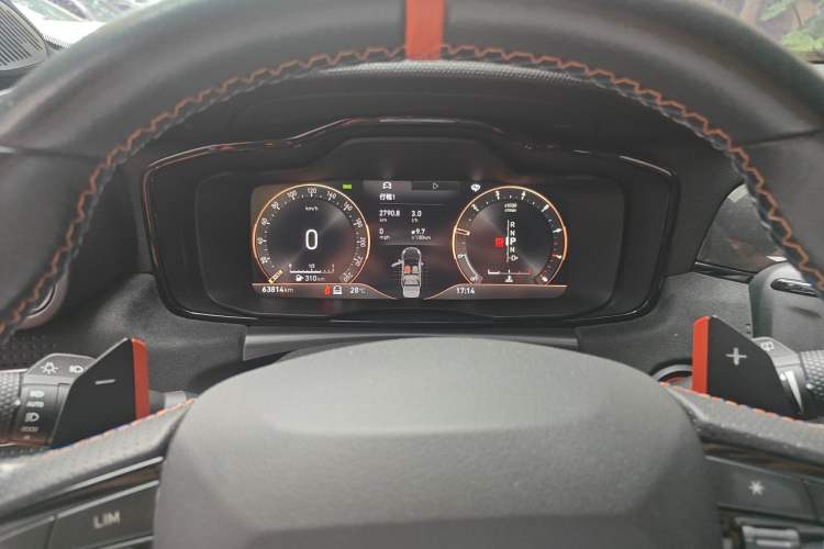 Used Lynk & Co 02 Hatchback 2021 2.0TD Halo Instrument Cluster