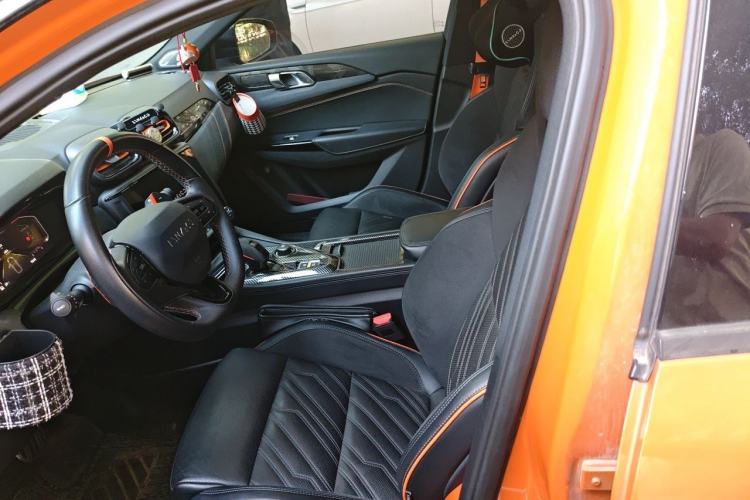 Used Lynk & Co 02 Hatchback 2021 2.0TD Halo Driving Control Kit Edition Left Front Seat