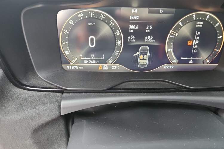 Used Lynk & Co 02 Hatchback 2021 2.0TD Halo Driving Control Kit Edition Odometer Close Up